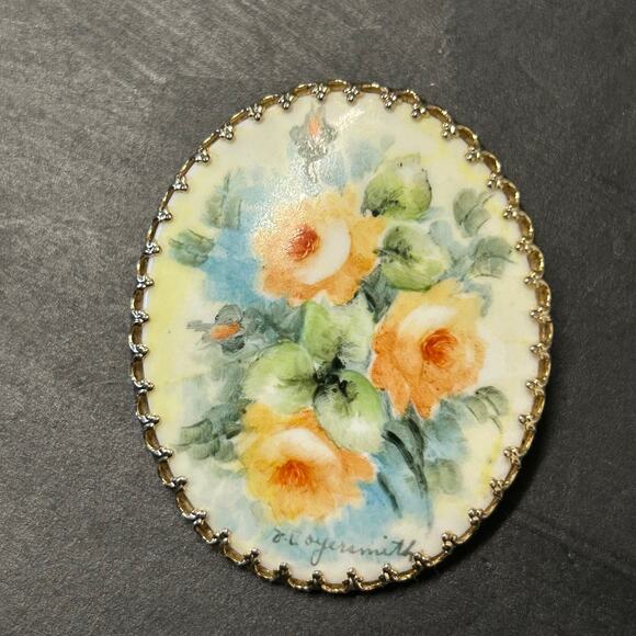 Vintage 70's Hand Painted Roses Blue Yellow Porcelain Brooch - Picture 1 of 3